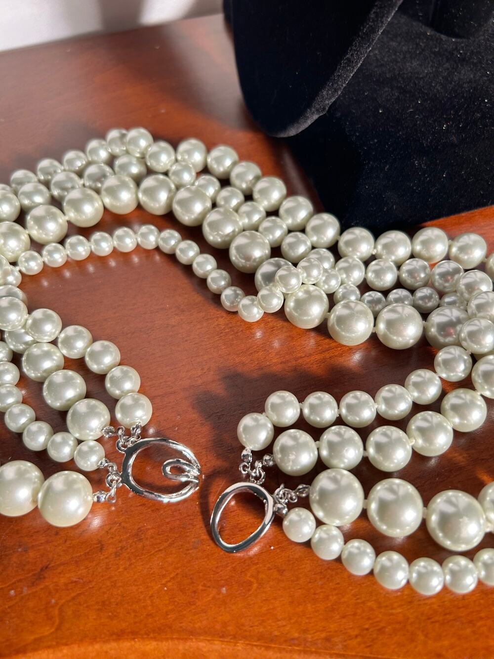 Vintage 4 Strand Faux Pearl Necklace Multi Size Beads Silver Clasp Statement